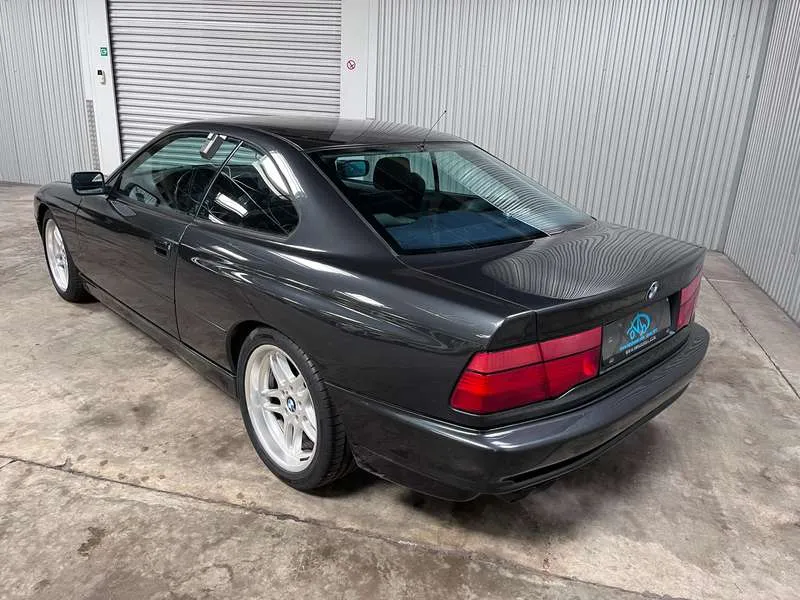 BMW 850 CI Image 2